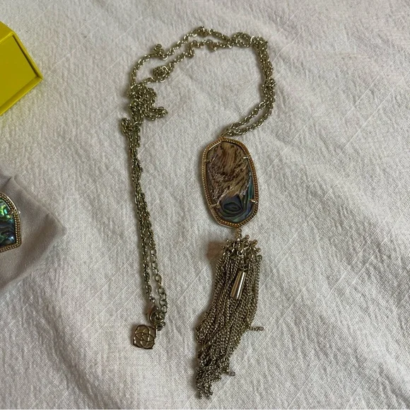 Kendra Scott Abalone Shell Earrings & Necklace Set - Picture 5 of 7